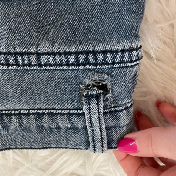 Urban Outfitters Black Shorts - Picture 6 of 6